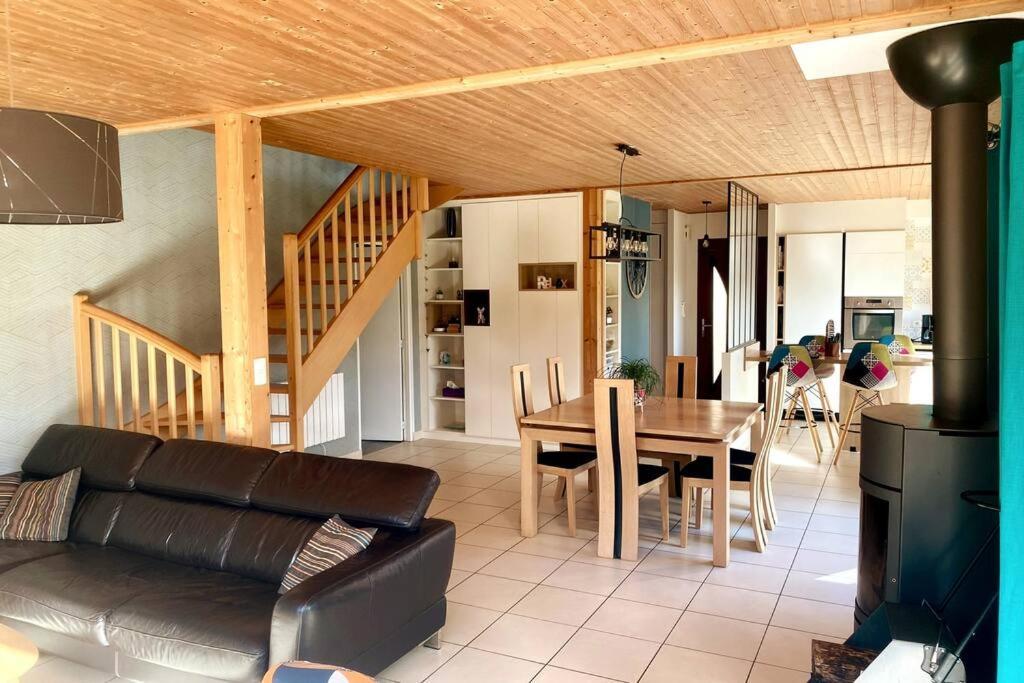 Maison 180m2, Jardin Clos, 2 Terrasses, 5 Mn Dinan Villa Vildé-Guingalan